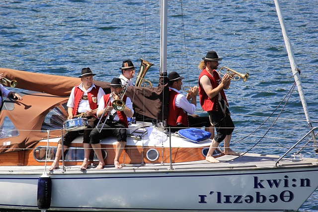 泽林斯基：我们感到愤怒，在场上看那绝不是一次犯规